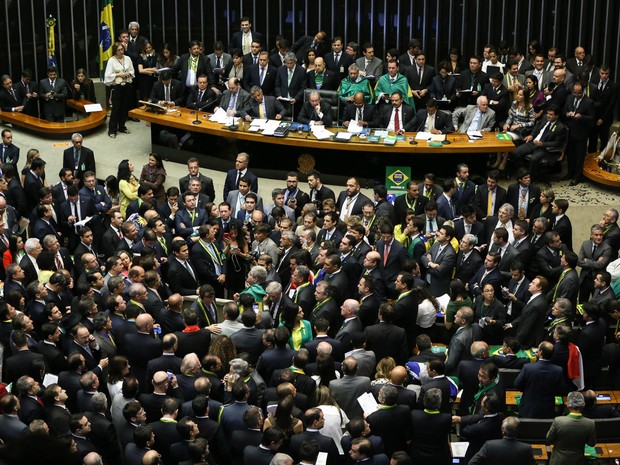 Saiba como votaram os deputados de Goiás na sessão do impeachment